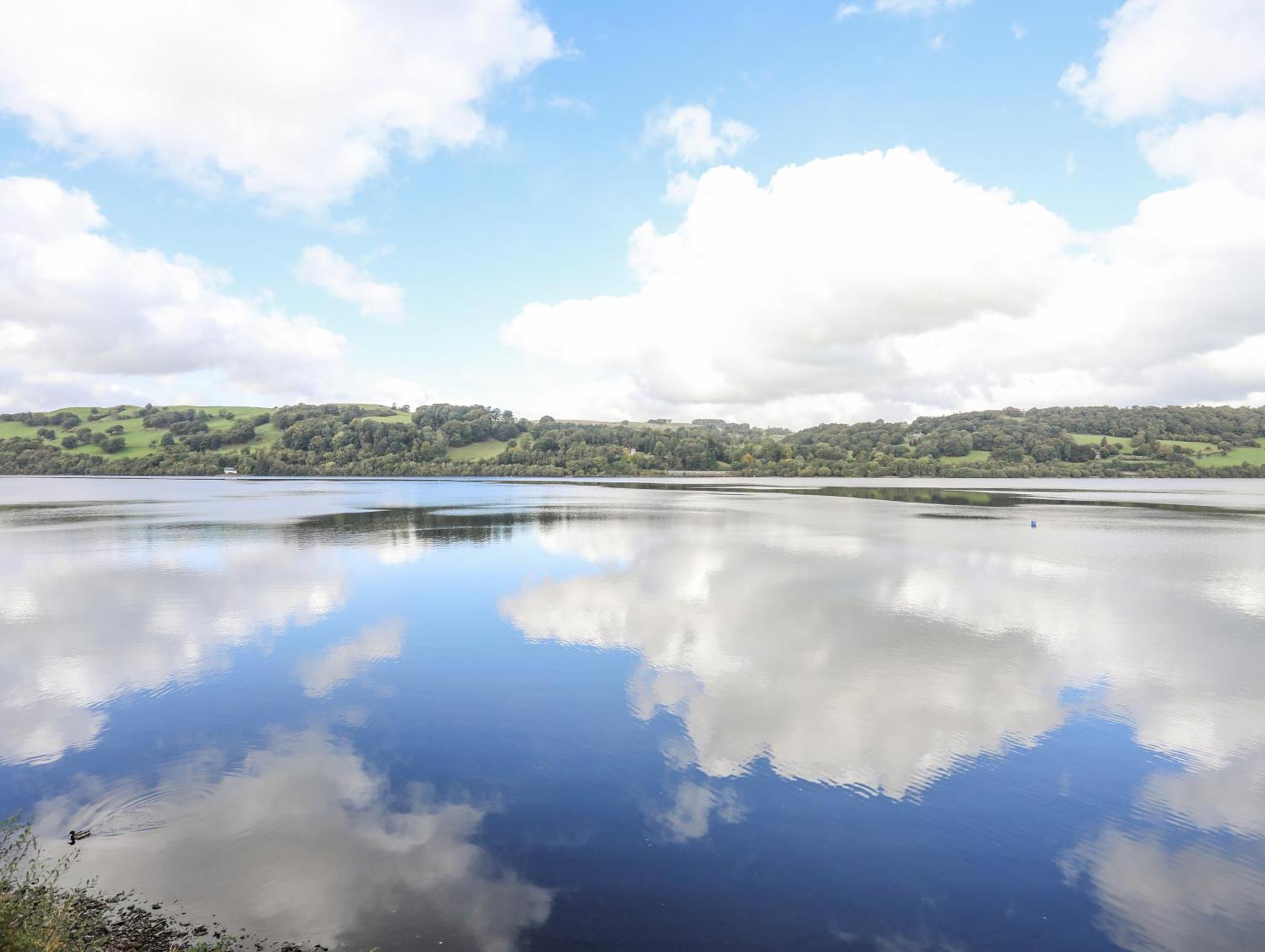 Tegid Lakeside - Bala Lake Apartment Exterior photo